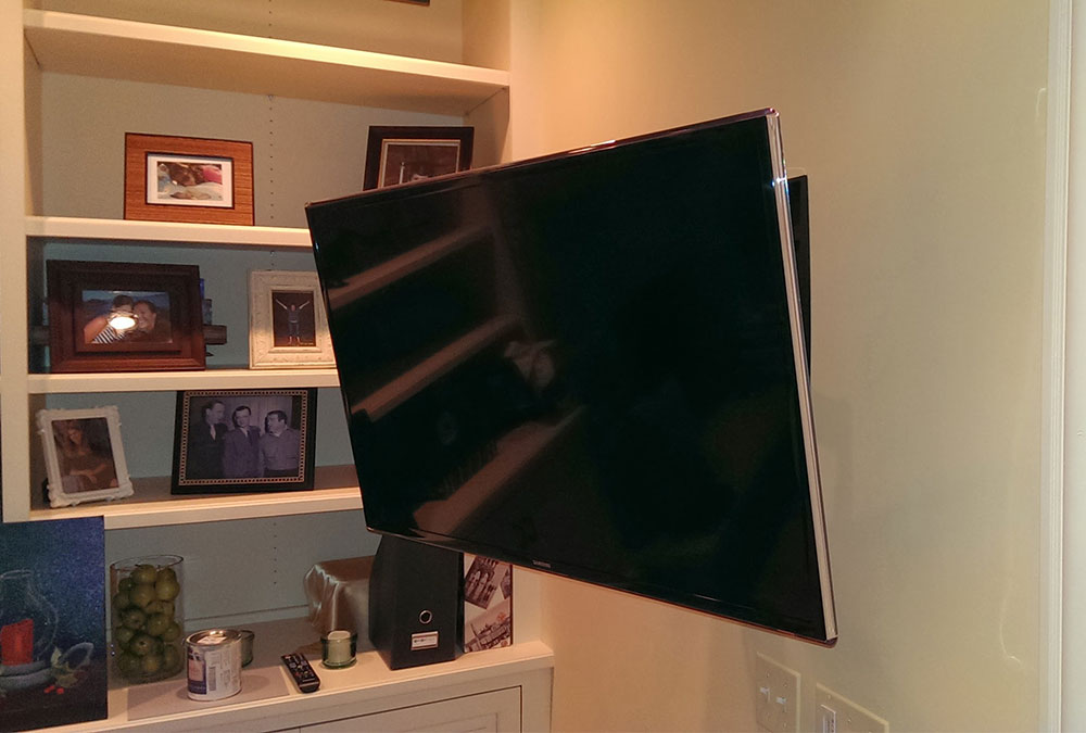 In-Wall Flush TV Mounting with Universal Remote